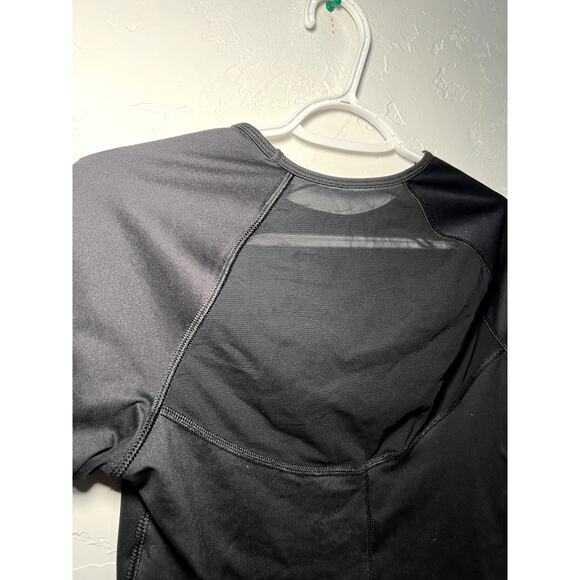 Old Navy Active mesh back long sleeve crop top womens XS athleisure balletcore - Picture 5 of 6